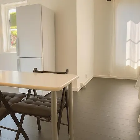 Hidden Gem In Asane With Free Parking Appartement *